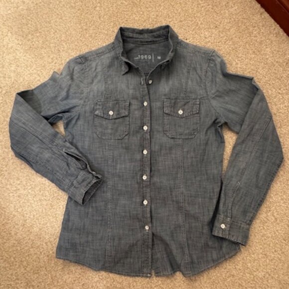 Gap 1969 Chambray Button-Down Blouse - Medium - Picture 9 of 13